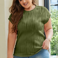 Black Solid Color Wavy Textured Plus Size Tee