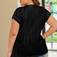 Black Solid Color Wavy Textured Plus Size Tee
