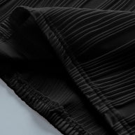 Black Solid Color Wavy Textured Plus Size Tee