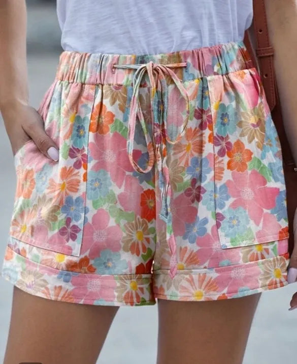Pink Pockets Lace-up Elastic Waist Floral Shorts