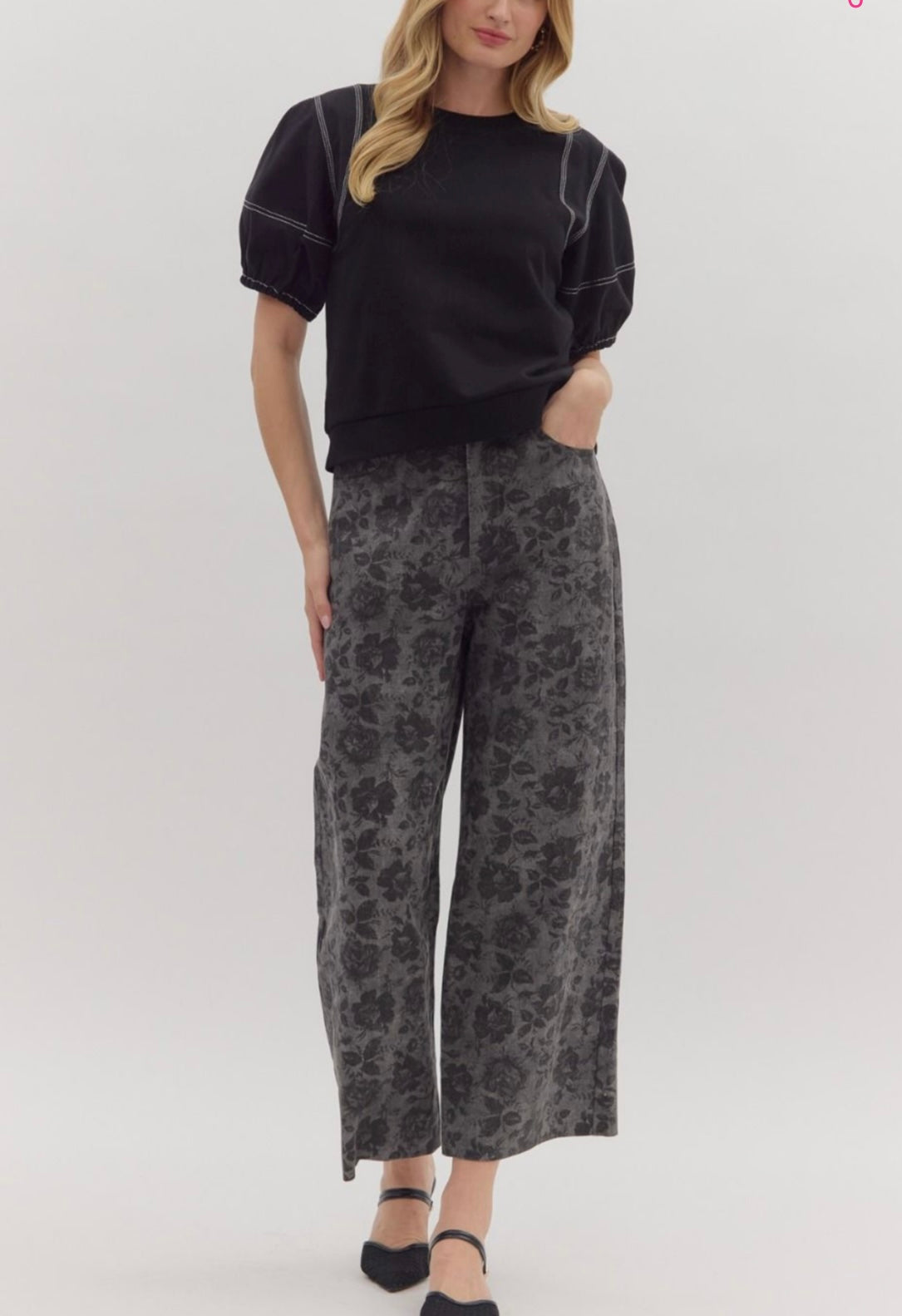 Floral Print Wide Leg Pants by Entro