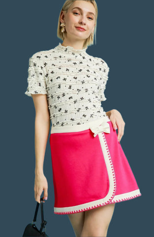 Umgee Chic Contrast Trim Mini Skirt