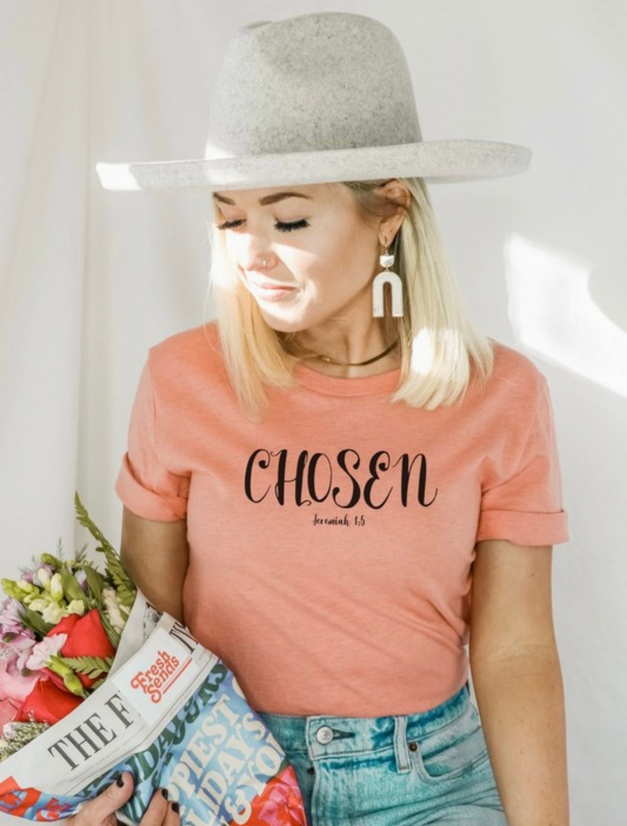 Chosen Cuffed Sleeve Tee