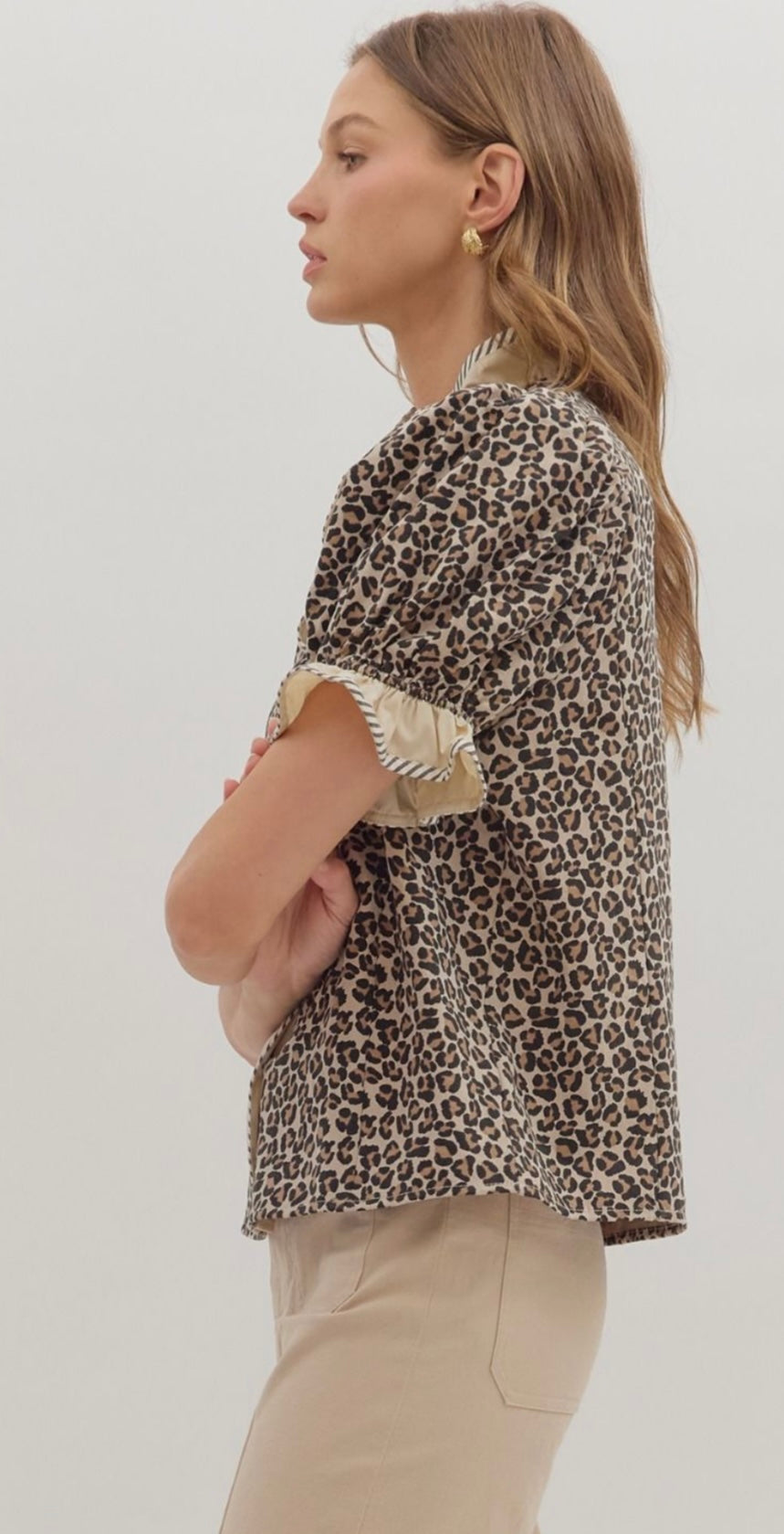 Leopard Print Puff Sleeve Top by Entro