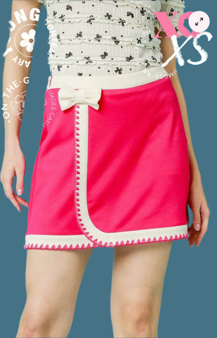 Umgee Chic Contrast Trim Mini Skirt