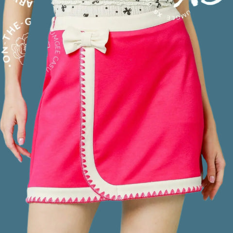Umgee Chic Contrast Trim Mini Skirt