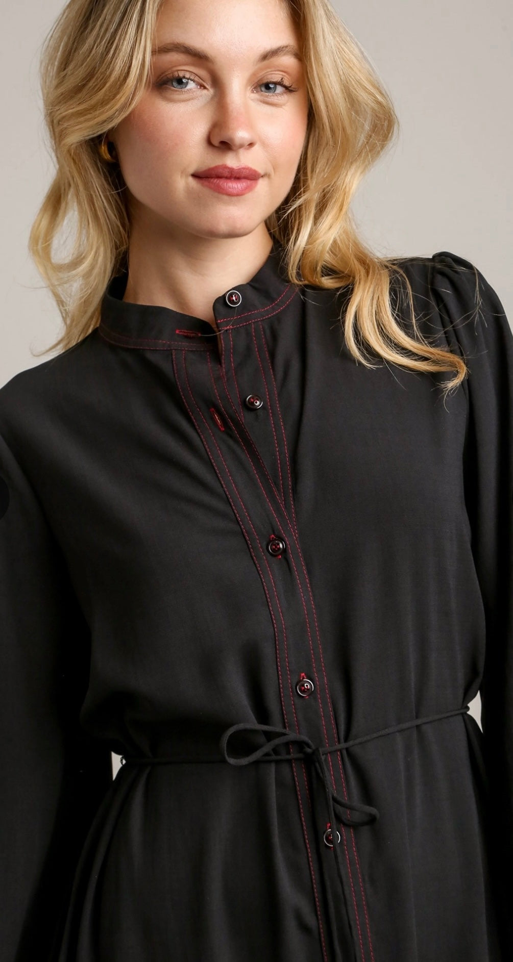 Classic Black Tiered Mini